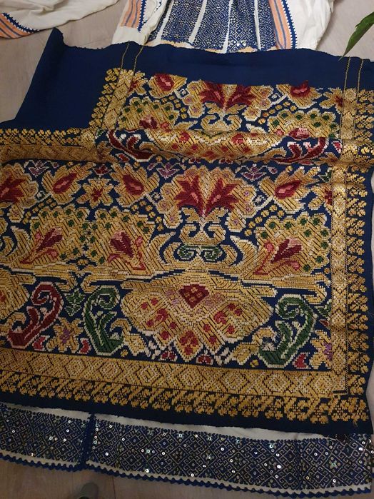 Fota Muscel matase model deosebit