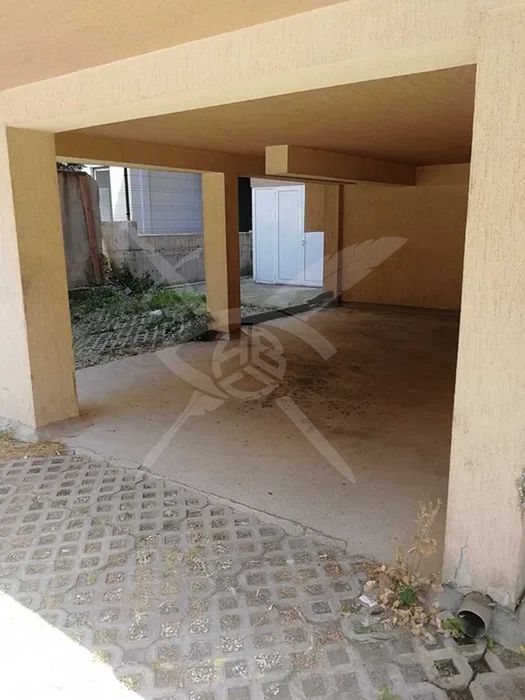 Продава се Гараж / Паркомясто в с. Левски, Област Варна - 17 кв.м за 1059 €/кв.м - Снимка #2