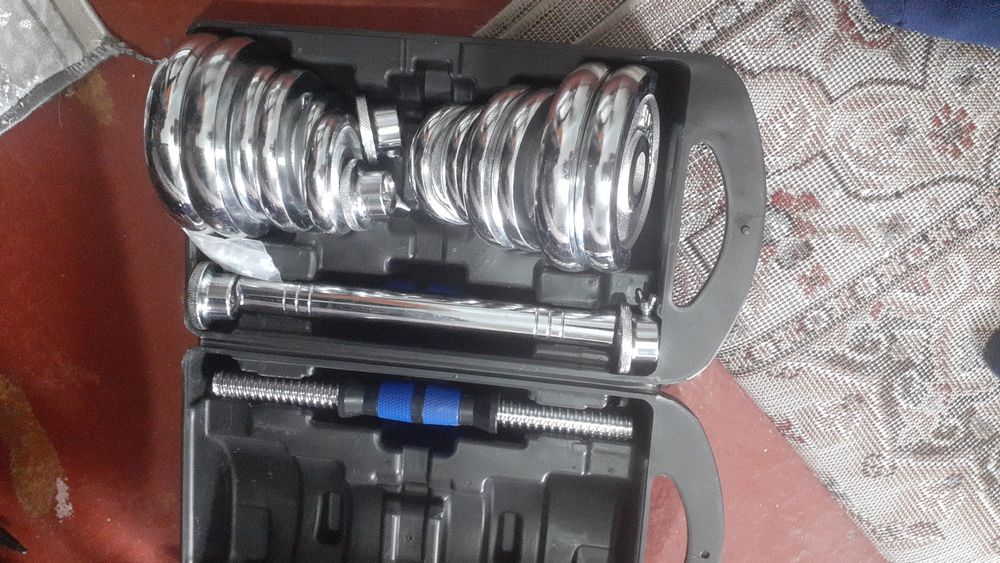 Продам набор 2в1 20т музон за все 5ыс посуду от 3т до 15т жилет 6т 50р