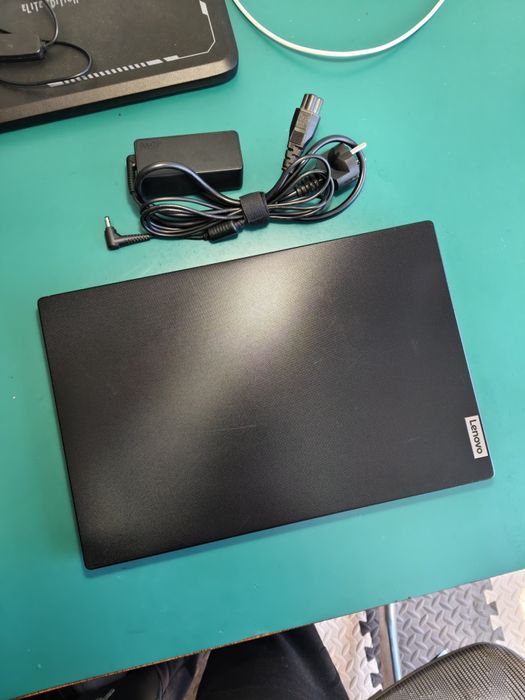 Продам Ноутбук Lenovo