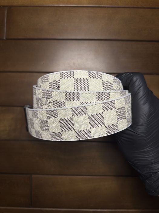 Curea LV Carouri Alba Catarama Neagra 110cm