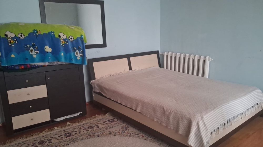 Продам кровать спальная