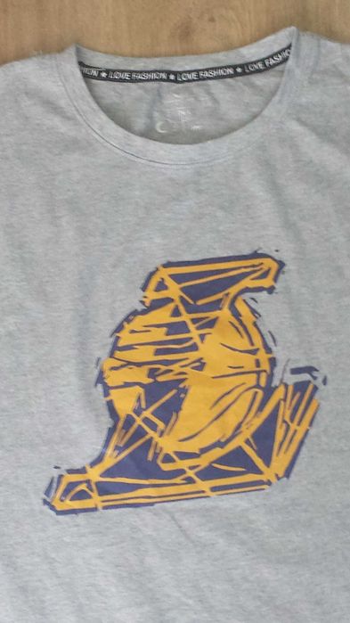 Тениска на LA Lakers като нова (S)