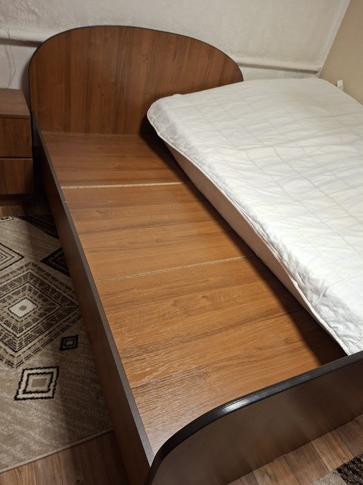 Кровать 140×200 см