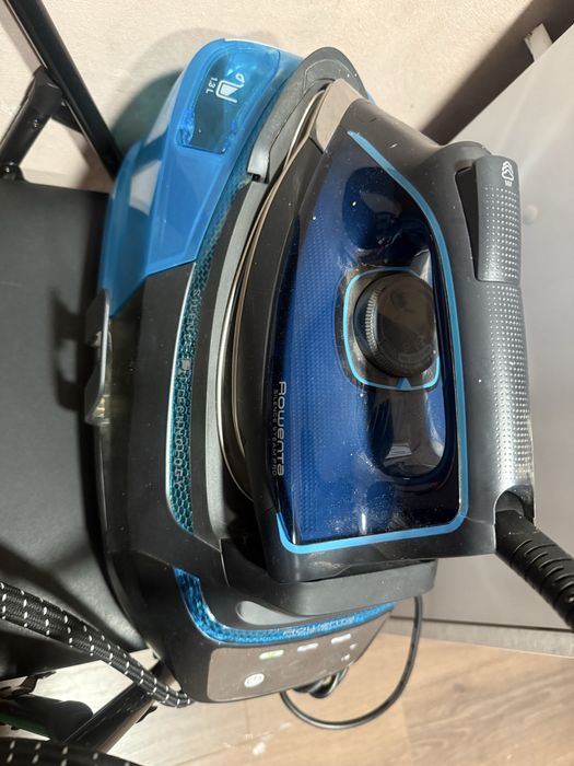 Statie de calcat Rowenta silence steam pro