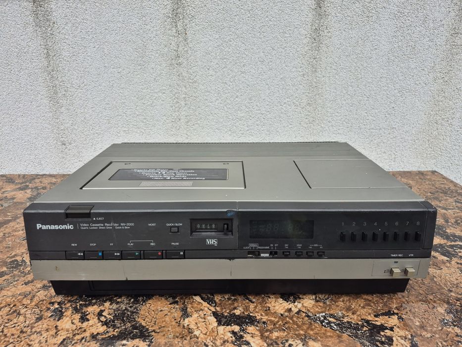 Vând video marca Panasonic model NV-2000,made in japan