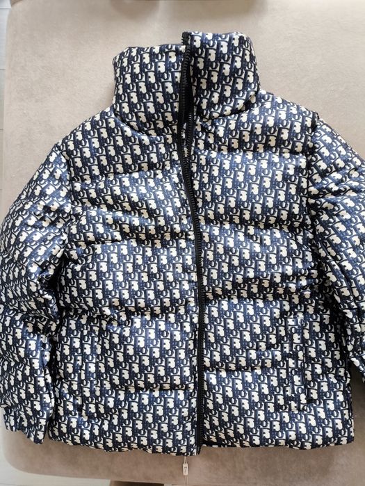 Пуховик Dior с монограммой