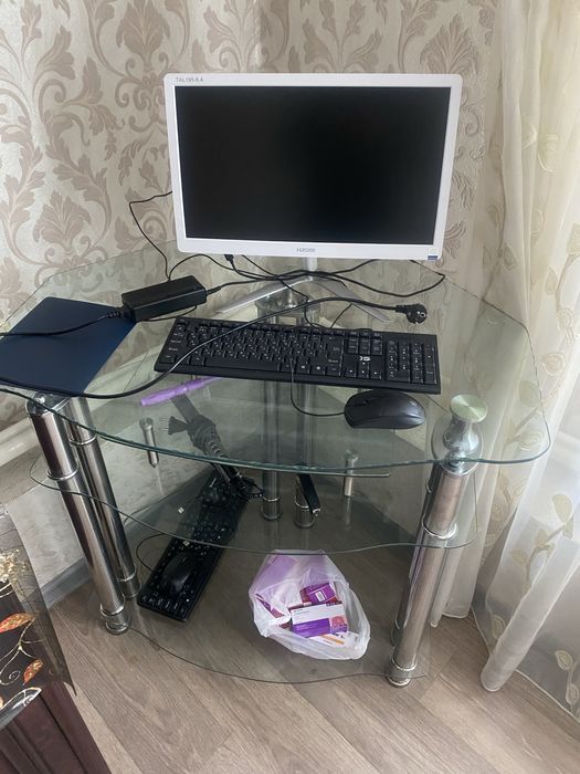 Подставка под телевизор