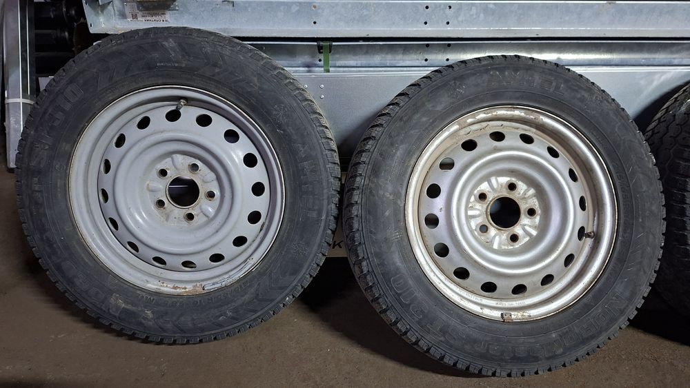 Комплект резины с дисками