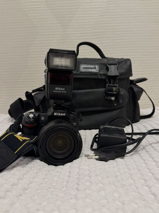 Nikon D80 комплект: объектив 18-135mm + вспышка SB-600 + сумка
