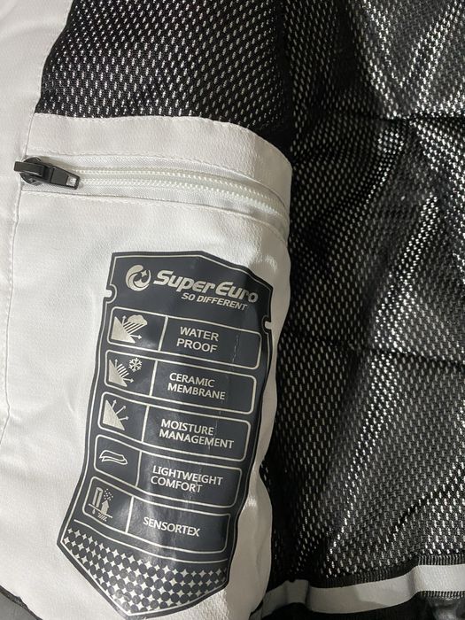 Продается лыжный костюм