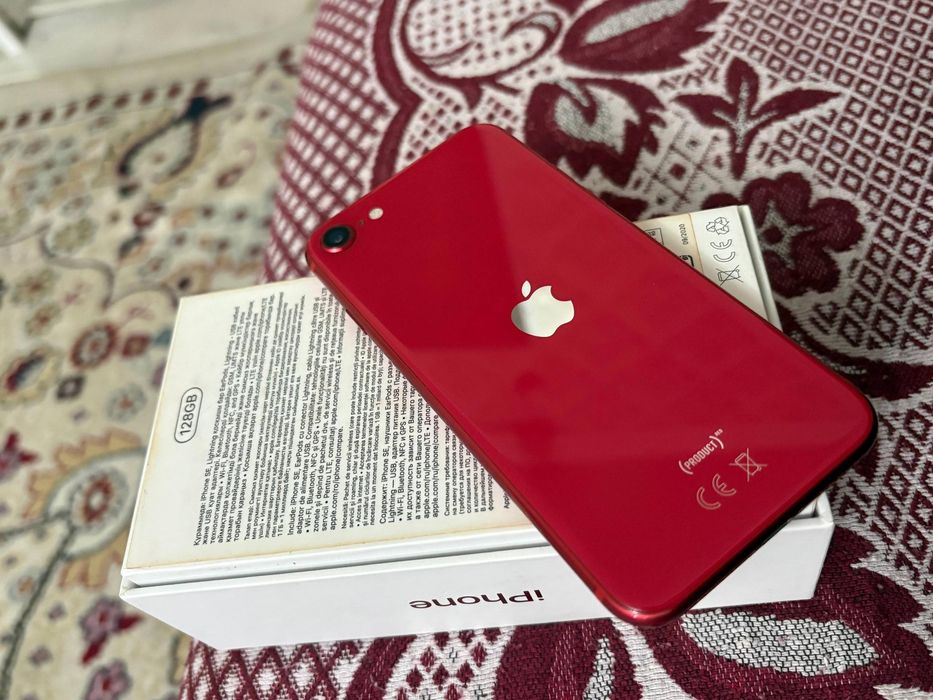 Айфон се  iphone ce