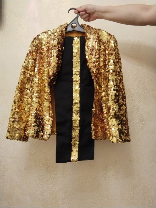 Продам хороший костюм