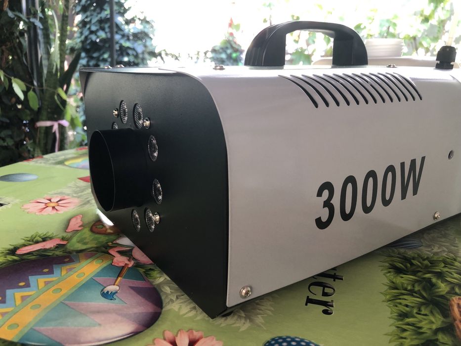 Masina de fum 3000w PRET 600lei