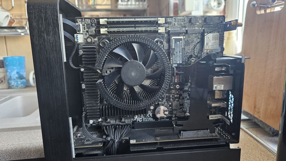 Mini PC Zotac Gaming ZBOX MAGNUS ONE ECM53060C