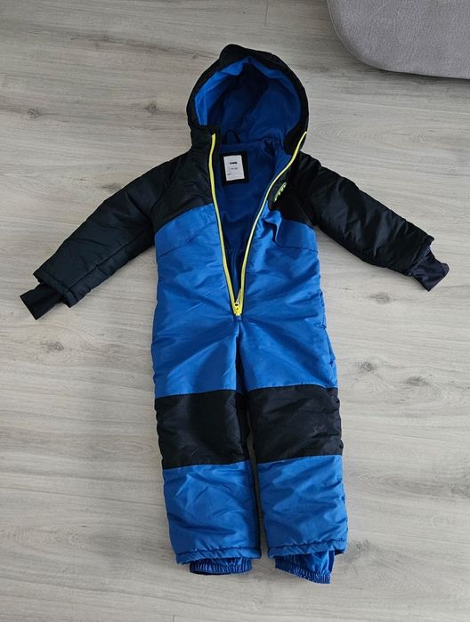 Vând salopeta băieți.