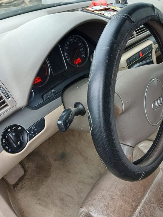 AUDI A4 2002 — imagine 3