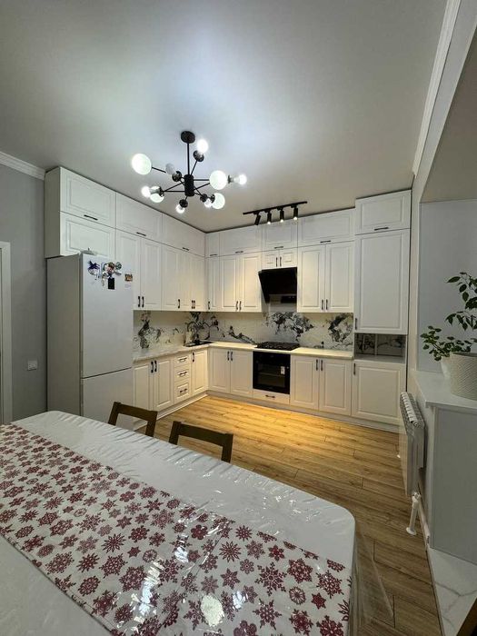 Продам 3х комн кв Батыс 3