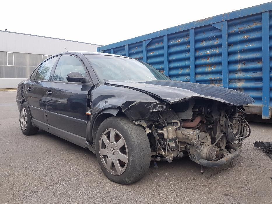 НА ЧАСТИ VW Passat 4-5 1.8 ADR 125к.с. Recaro Седан