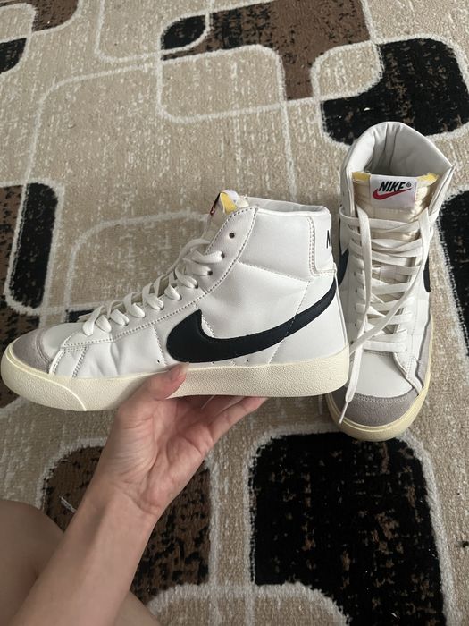 Продаю кроссовки Nike Blazer Mid’77