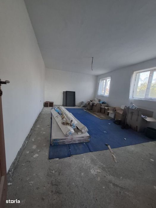 De vanzare vila in Barticesti, P+M, compusa din 7 camere Pret 85000 e