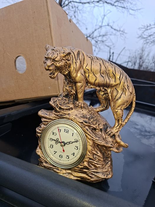 Статуетки внос от Франция