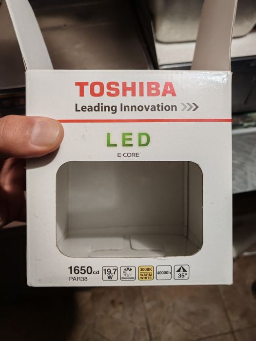 LED E27 Toshiba PAR38 19.7 W