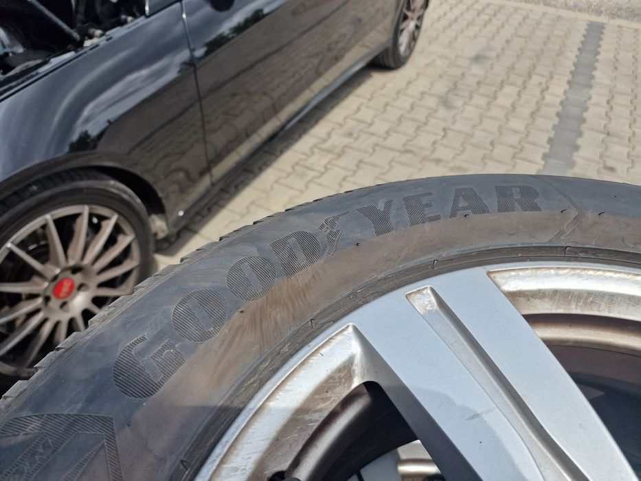 Гуми с Джанти за Audi Q7 255/60 R 18 Good Year 2019