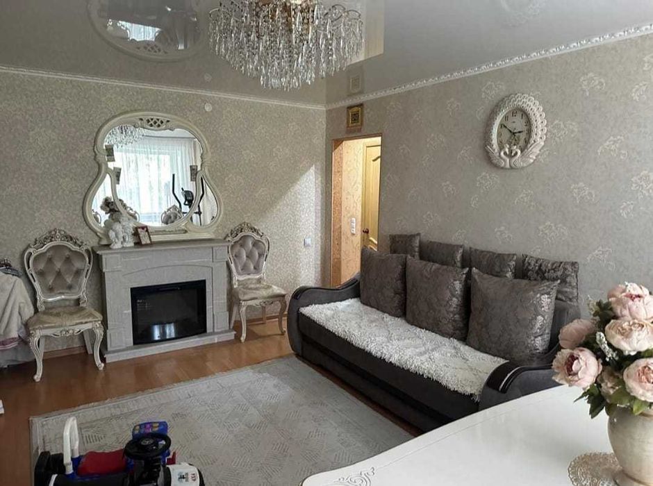 продам 2 ком квартиру Центре