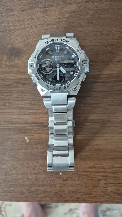Продам Casio GST B400