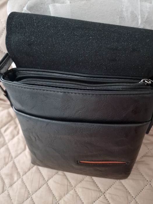 Мъжка Чанта от естествета кожа