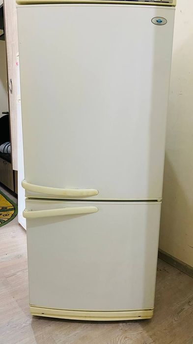 Холодельник сотилади