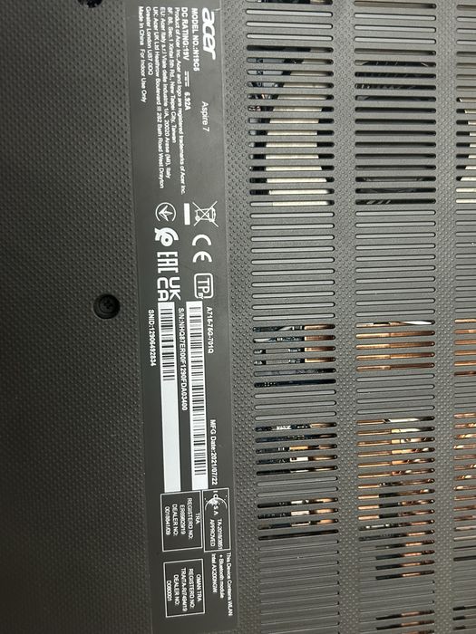 Корпус Acer aspire в идеальном состоянии.