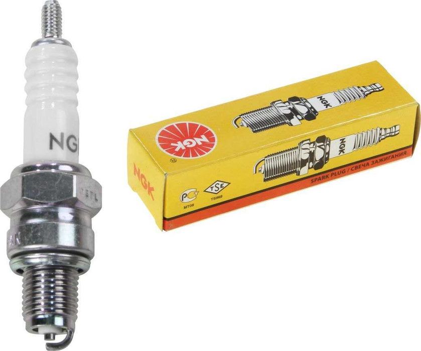 Свечи на скутера  (оригинал).