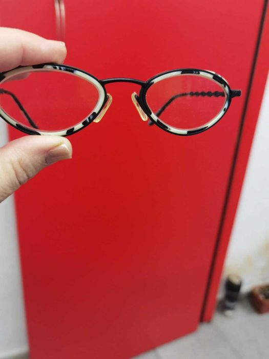 Интересни рамки за очила