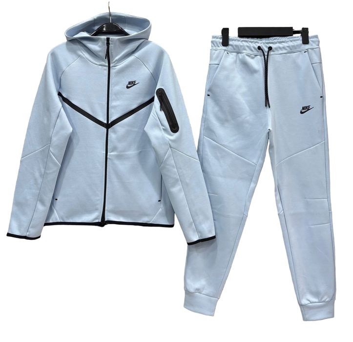 Trening Nike Tech Fleece