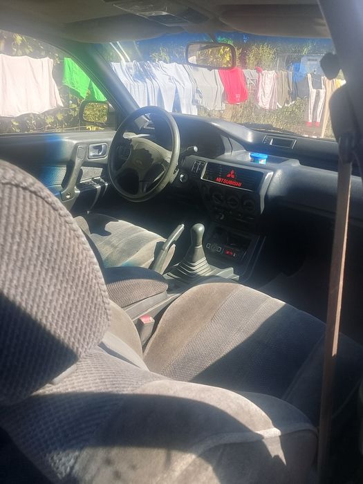 Продам машину Митсубиси галант