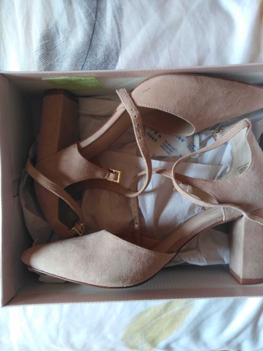 Официални обувки