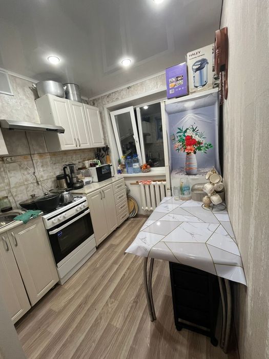 продается 3-комн квартира