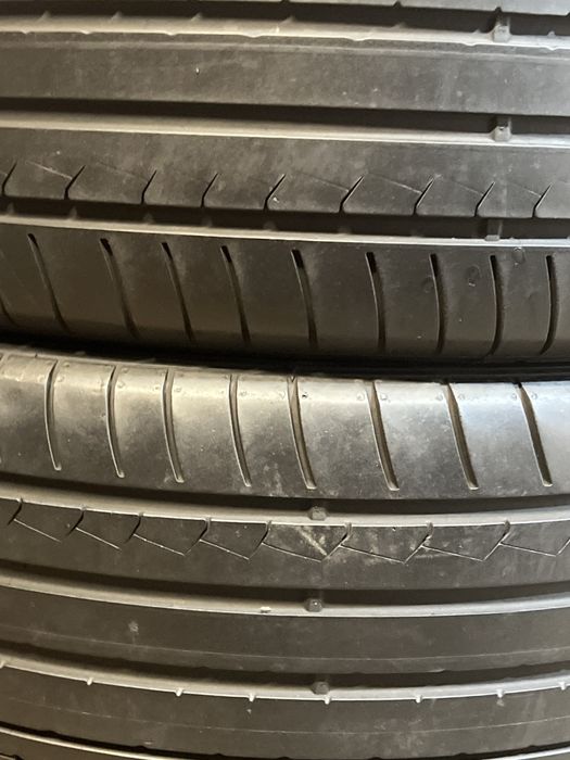 Set anvelope 255/40R21-Dunlop