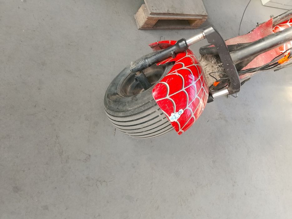 Se vinde scuter electric