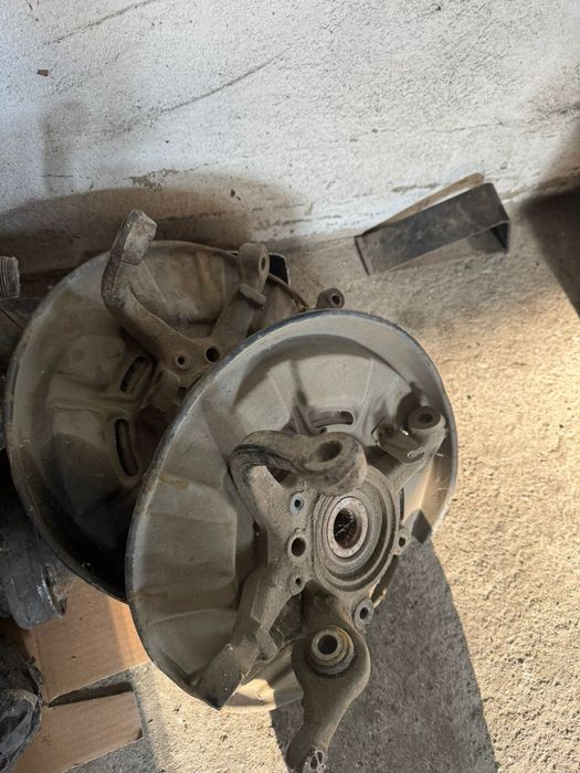 Продам запчасти на мерседес