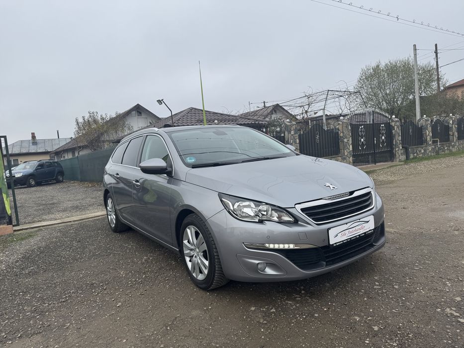 Peugeot 308 **Piele**panorama**navi**camera**tiptop**Rate/avans zero