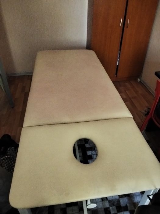 Продам кушетку для массажа