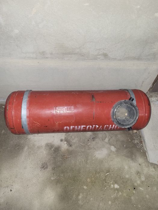 Баллон 65 литр стояла на лексусе имеется оборудование можем снять