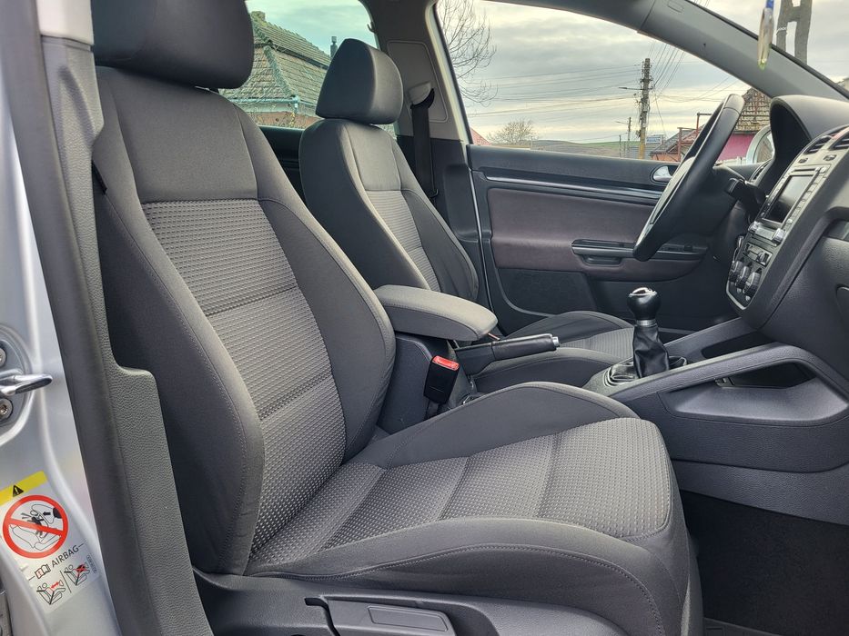 golf 5GT 2.0D 140CP, navi, trapa