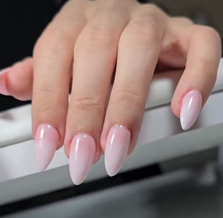 Маникюр, наращивание ногтей/ресниц