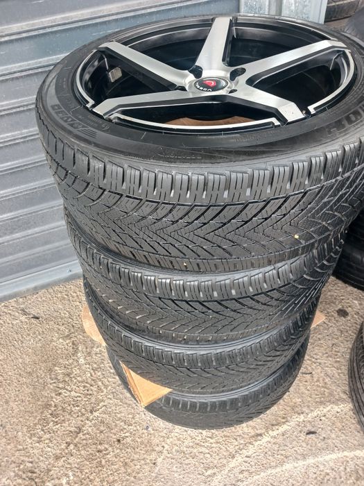 17 vossen saka diska balon