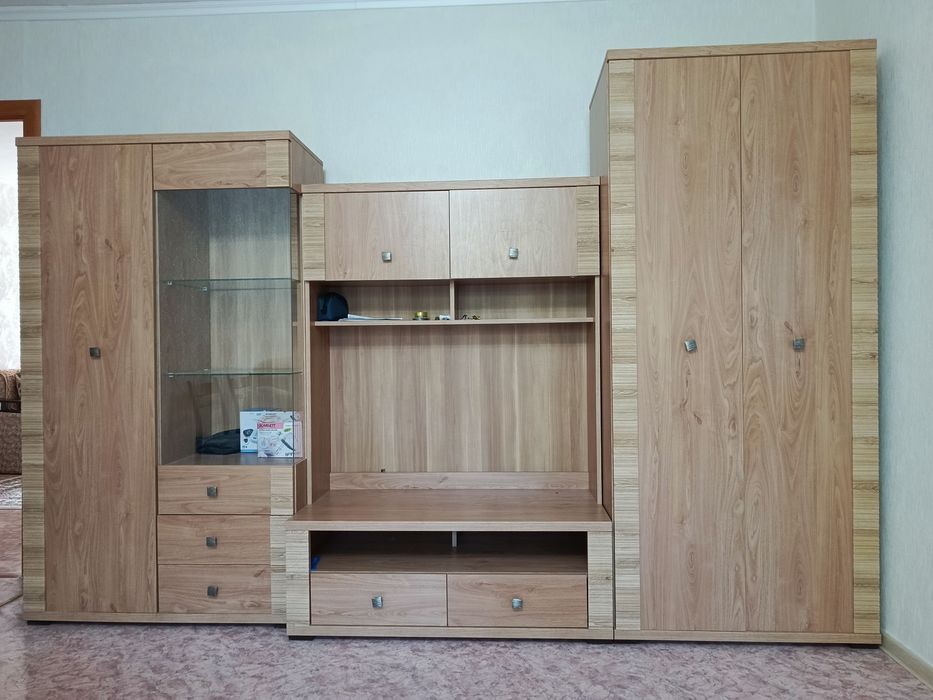 Продам стенку в отличном состоянии