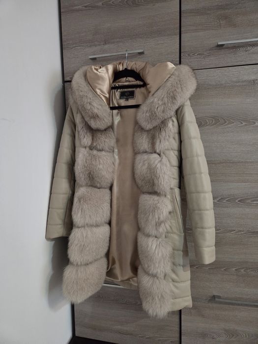 Haina de piele cu blana naturala